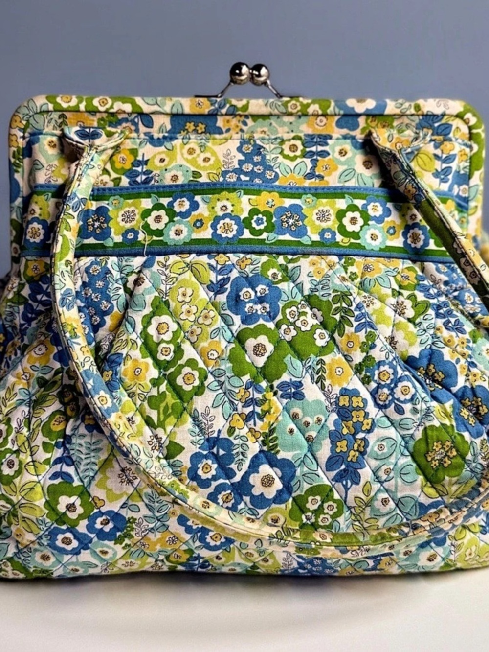 Vintage & Retired Vera Bradley Alice Kisslock Shoulder Bag